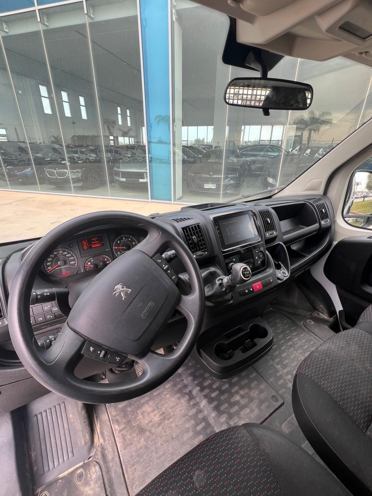 Peugeot Boxer 335 2.2 BlueHDi 140 S&S PLM-DC Cassonato Rib. Tril.