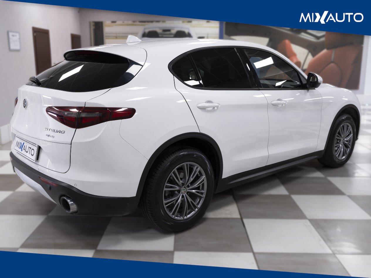 Alfa Romeo Stelvio 2.2T Business Q4 190CV Auto
