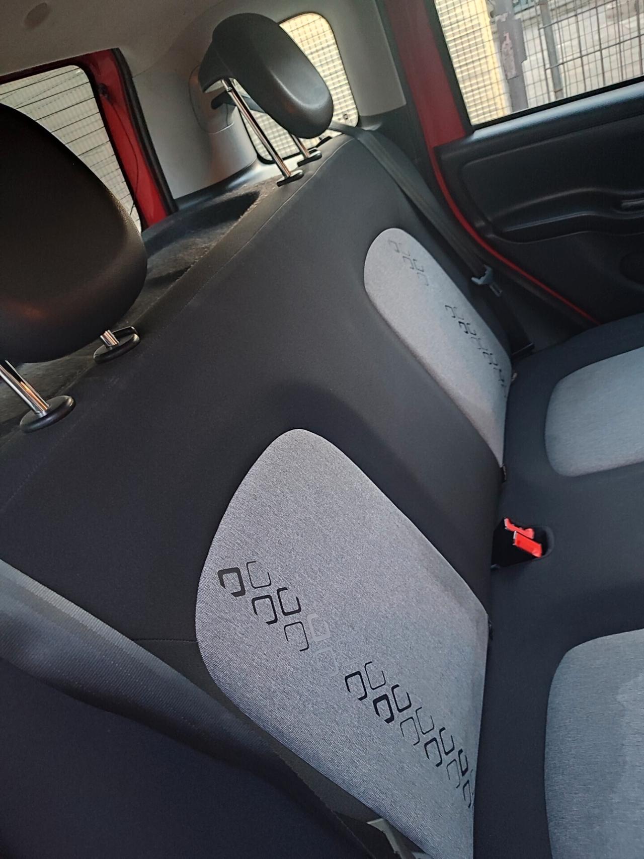 FIAT PANDA 2017 A METANO DI CASA EURO6 MOLTO BELLA