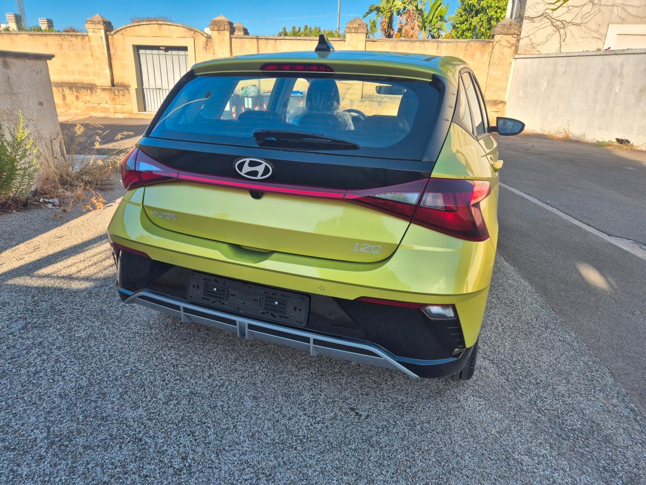 i20 1.0 90CV MT Connectline