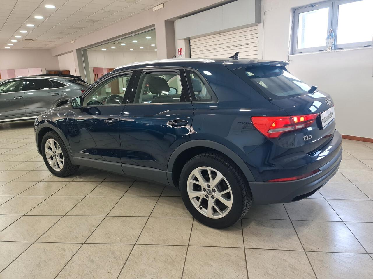 Audi Q3 35 TDI S tronic Business