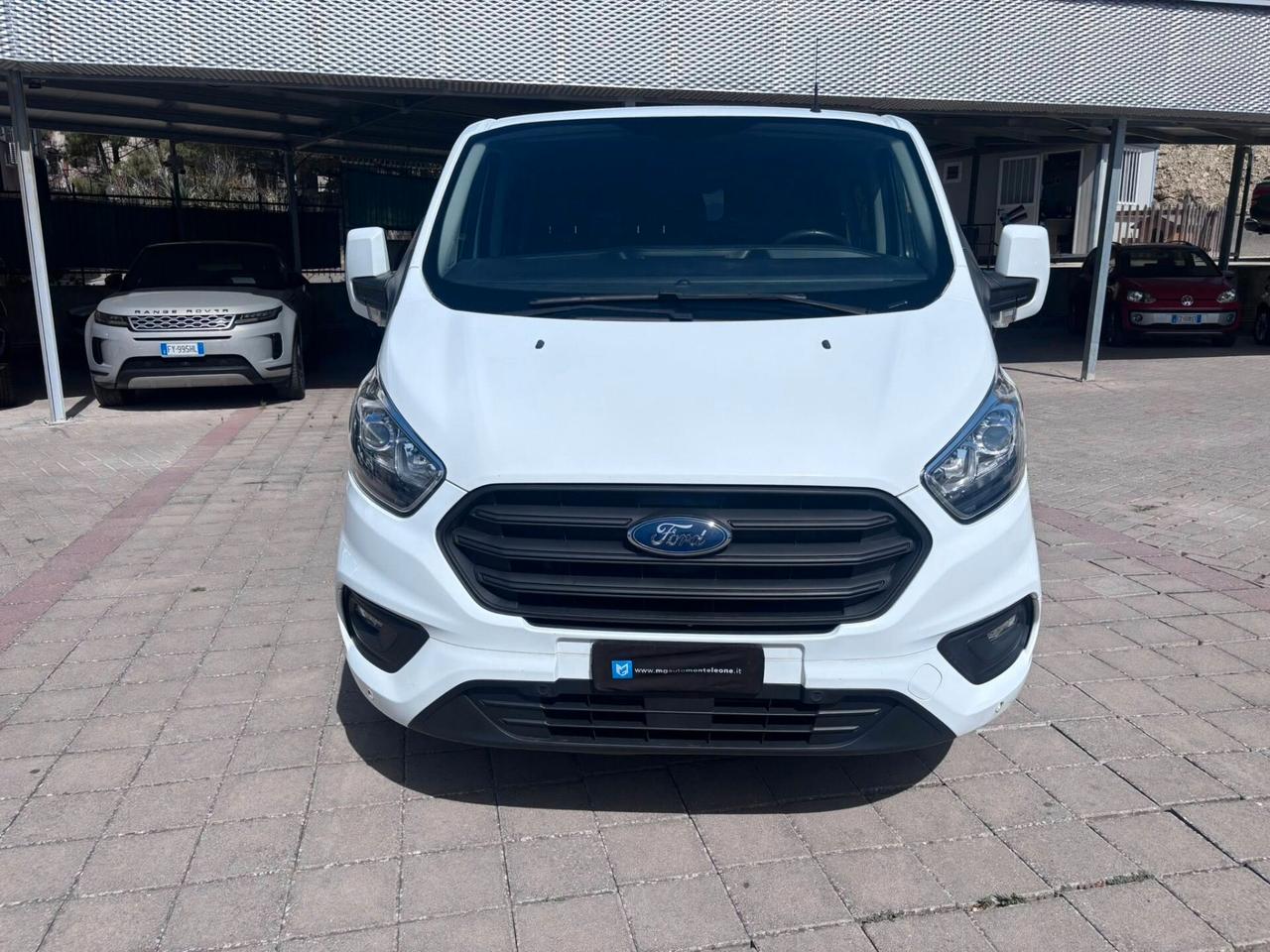 FORD CUSTOM