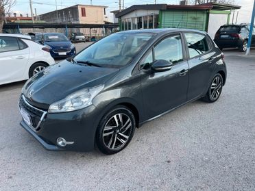 Peugeot 208 1.4 HDi 68 CV 5 porte Allure