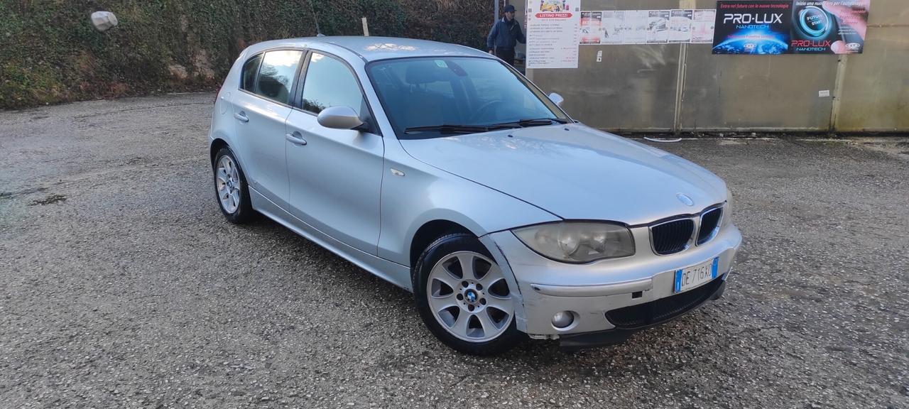 Bmw 118 118d cat 5 porte Attiva