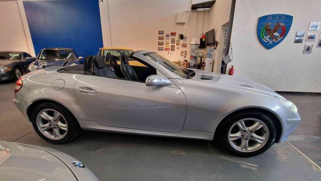 MERCEDES-BENZ SLK 200 Kompressor cat MANUALE! TAGLIANDI CERTIFICATI!