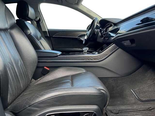 Audi A8 50 TDI 3.0 quattro tiptronic