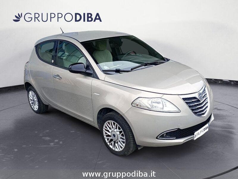 Lancia Ypsilon III 2011 Benzina 0.9 t.air gold ecochic metano 80cv