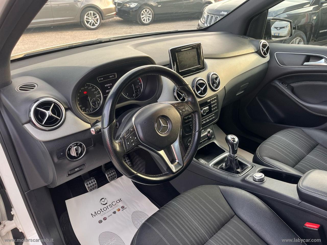 MERCEDES-BENZ B 200 CDI Premium