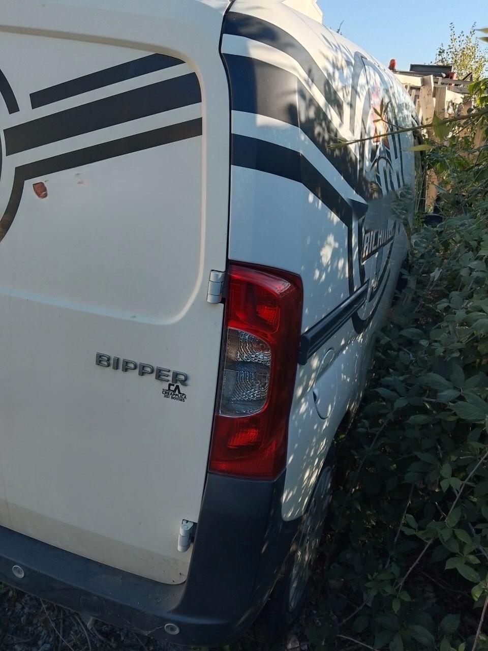 Peugeot Bipper Tepee 1.3 HDi 80 con motore non buono