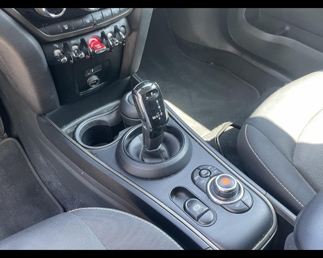MINI Mini Countrym.(F60) - Mini 1.5 Cooper Business Countryman Automatica