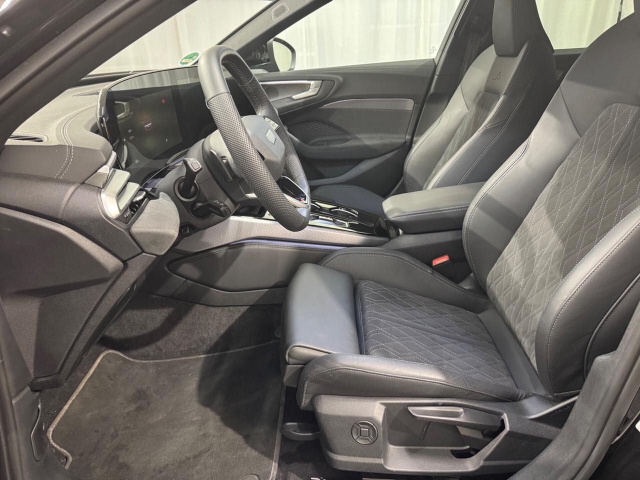 Audi A5 Avant TDI 150 kW mHEV+ S tronic quattro Line edition FULL!!