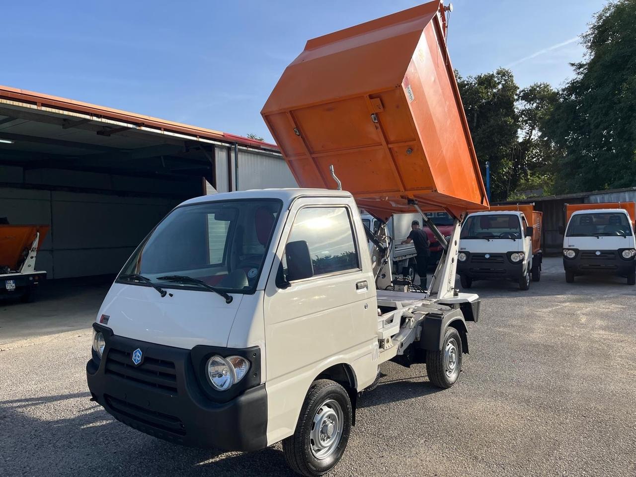Piaggio quargo con vasca/rib.-700 cc- Diesel -2014