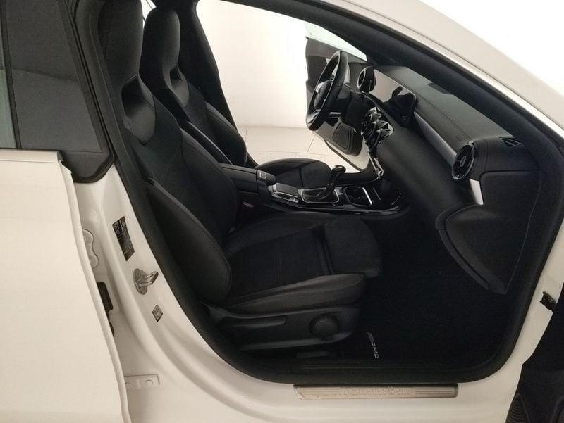 Mercedes-Benz CLA Coupé CLA Coupe 200 Premium