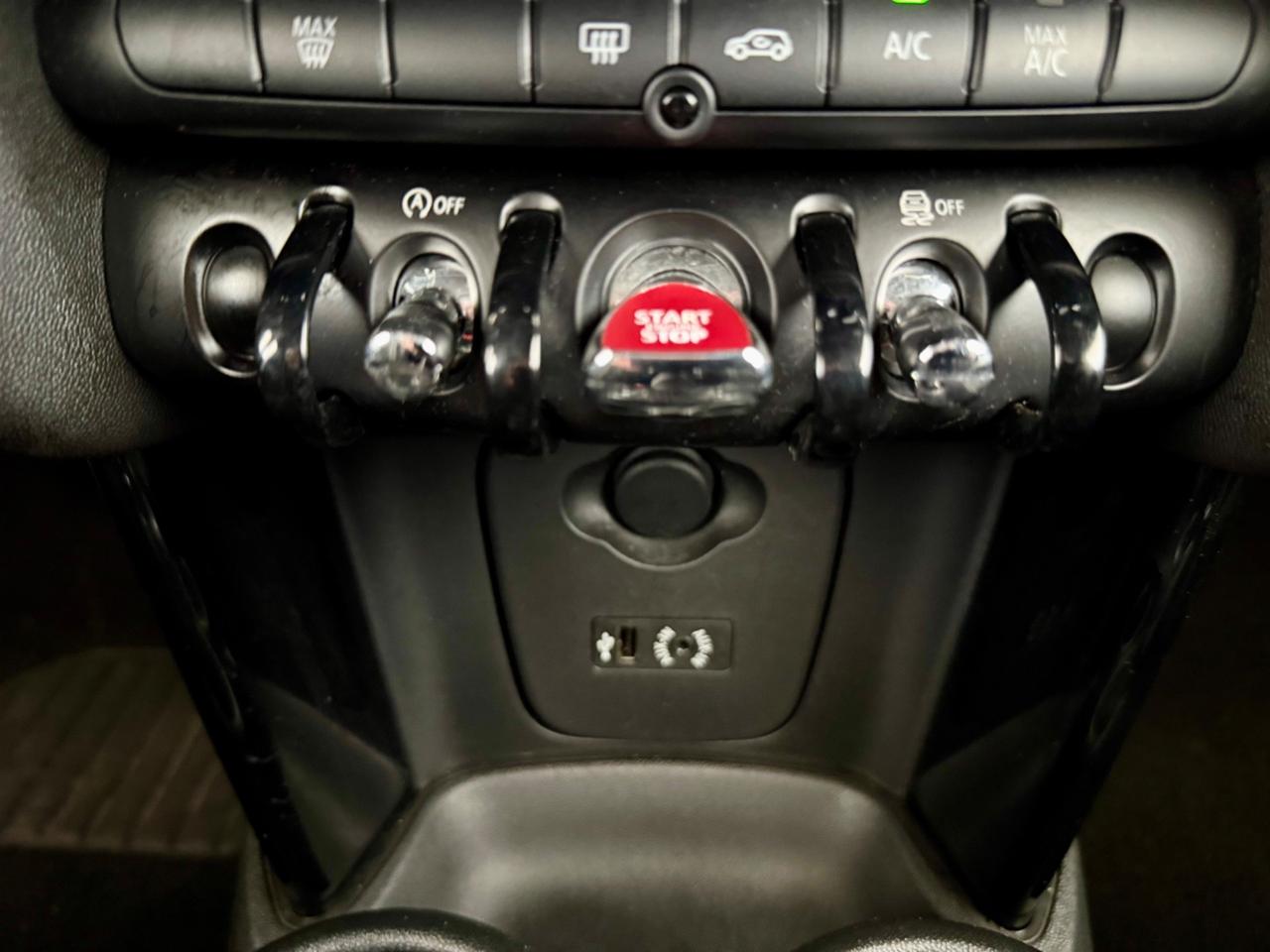 Mini Mini Cooper 2.0 SD Hype JCW 3p