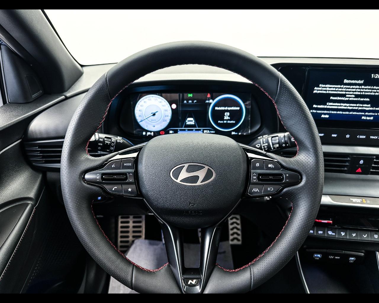 HYUNDAI I20 PE MY25 1.0T MT NLINE CARBON