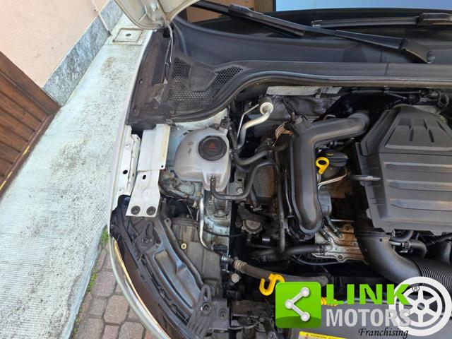 AUDI A1 25 1.0 95cv S Line Identity Black