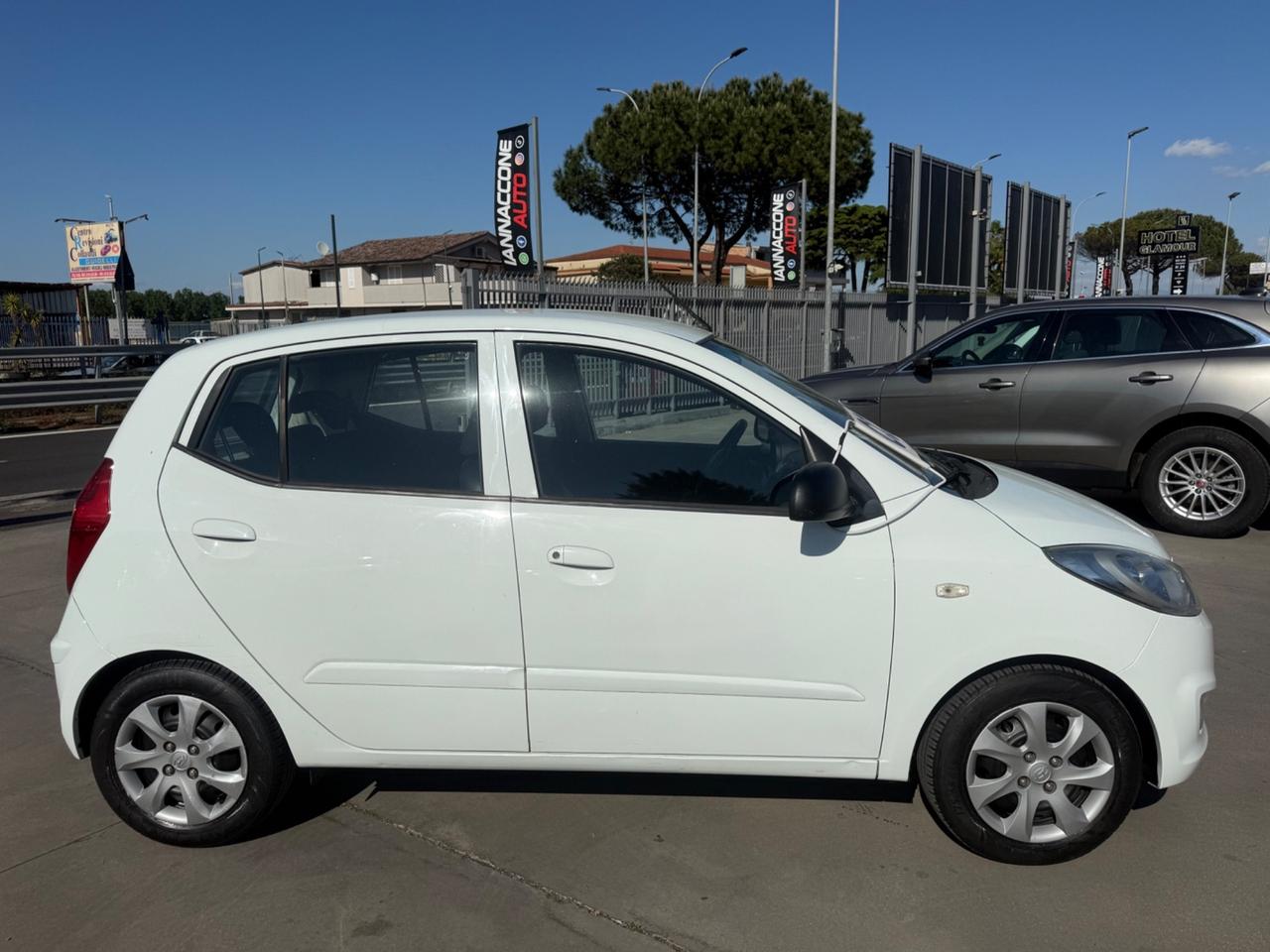 Hyundai i10 1.1 benzina 2011