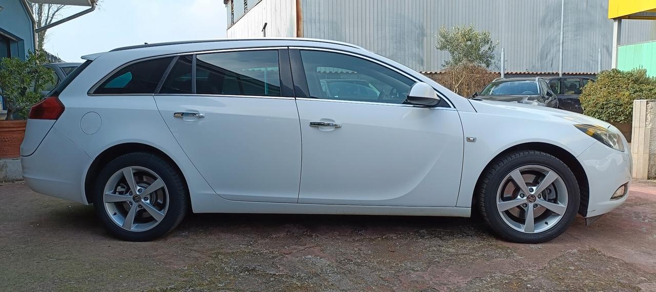 Insignia 2.0 CDTI 4X4 AWD Sports Tourer Cosmo SOLO 150MILA KM!!!!