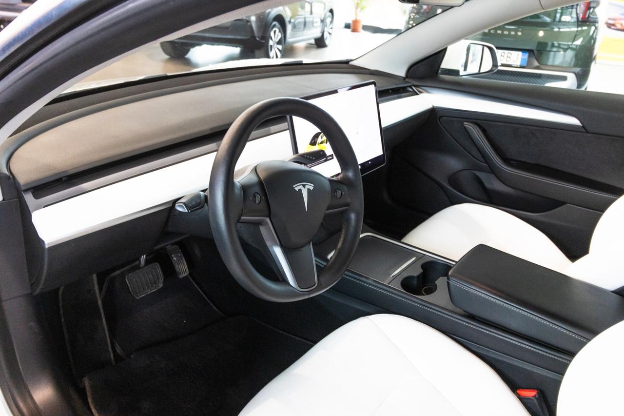 Tesla Model 3 Long Range Dual Motor AWD