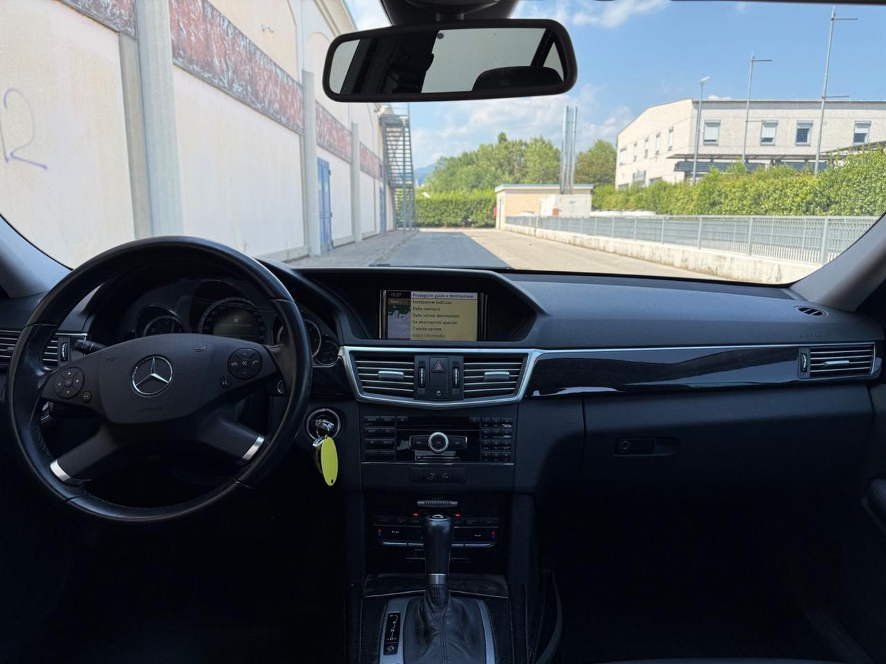 Mercedes-benz E 250 CDI BlueEFFICIENCY Avantgarde