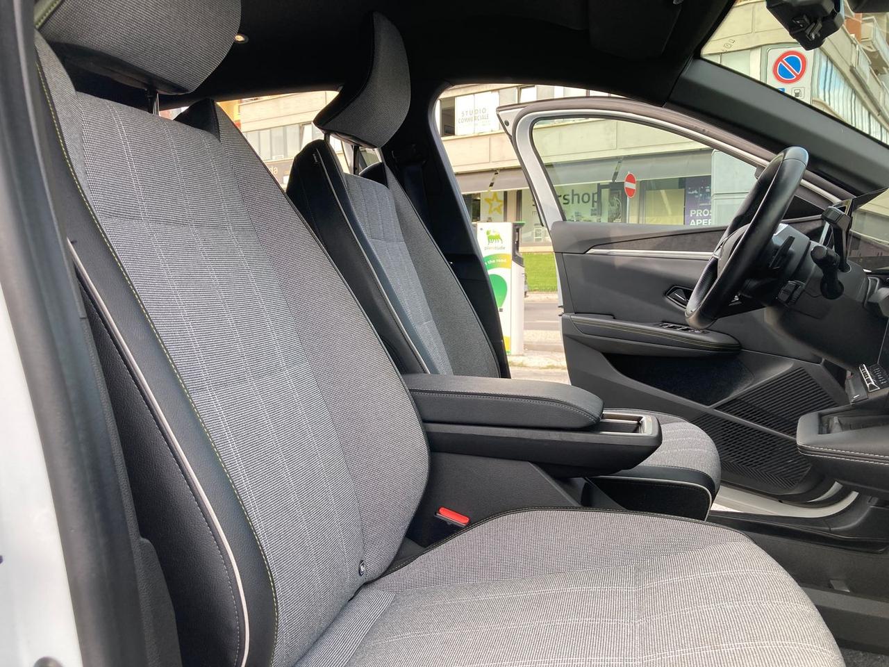 Renault Megane Mégane E-TECH EV60 op #6663