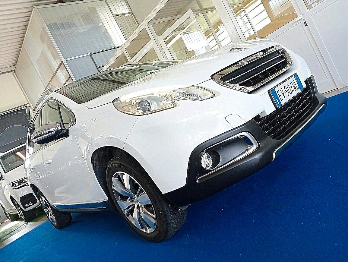 Peugeot 2008 1.2 82cv ALLURE TETTO PANORAMICO UNIPROPR