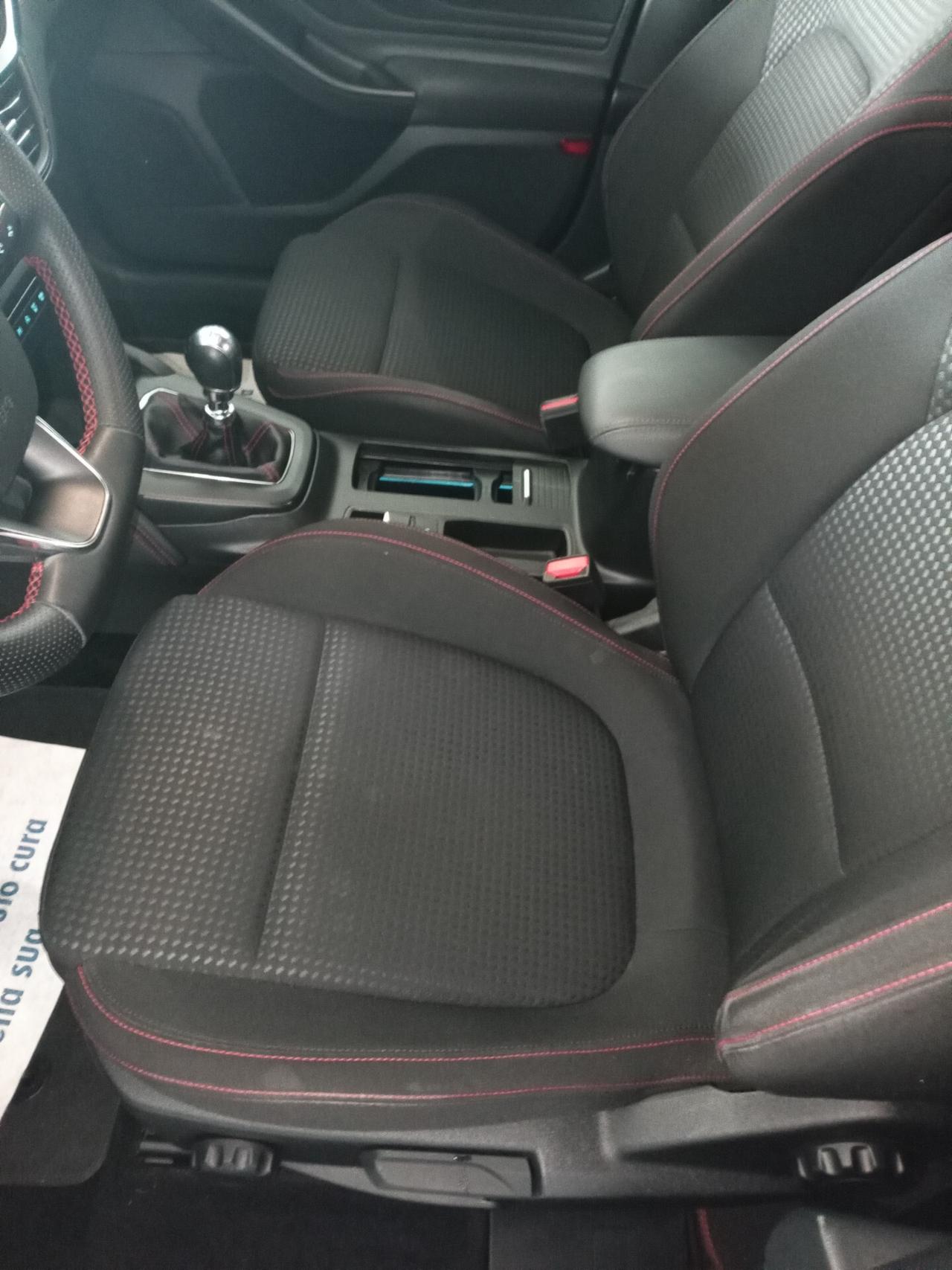 Ford Focus 1.0 EcoBoost 125 CV 5p. ST-Line