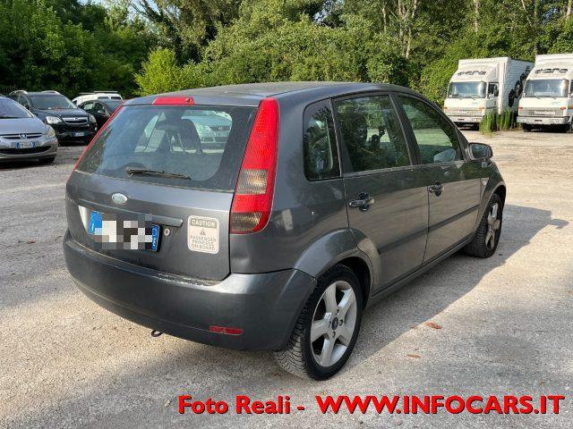 FORD Fiesta 1.2 16V 5p. Collection--- METANO---