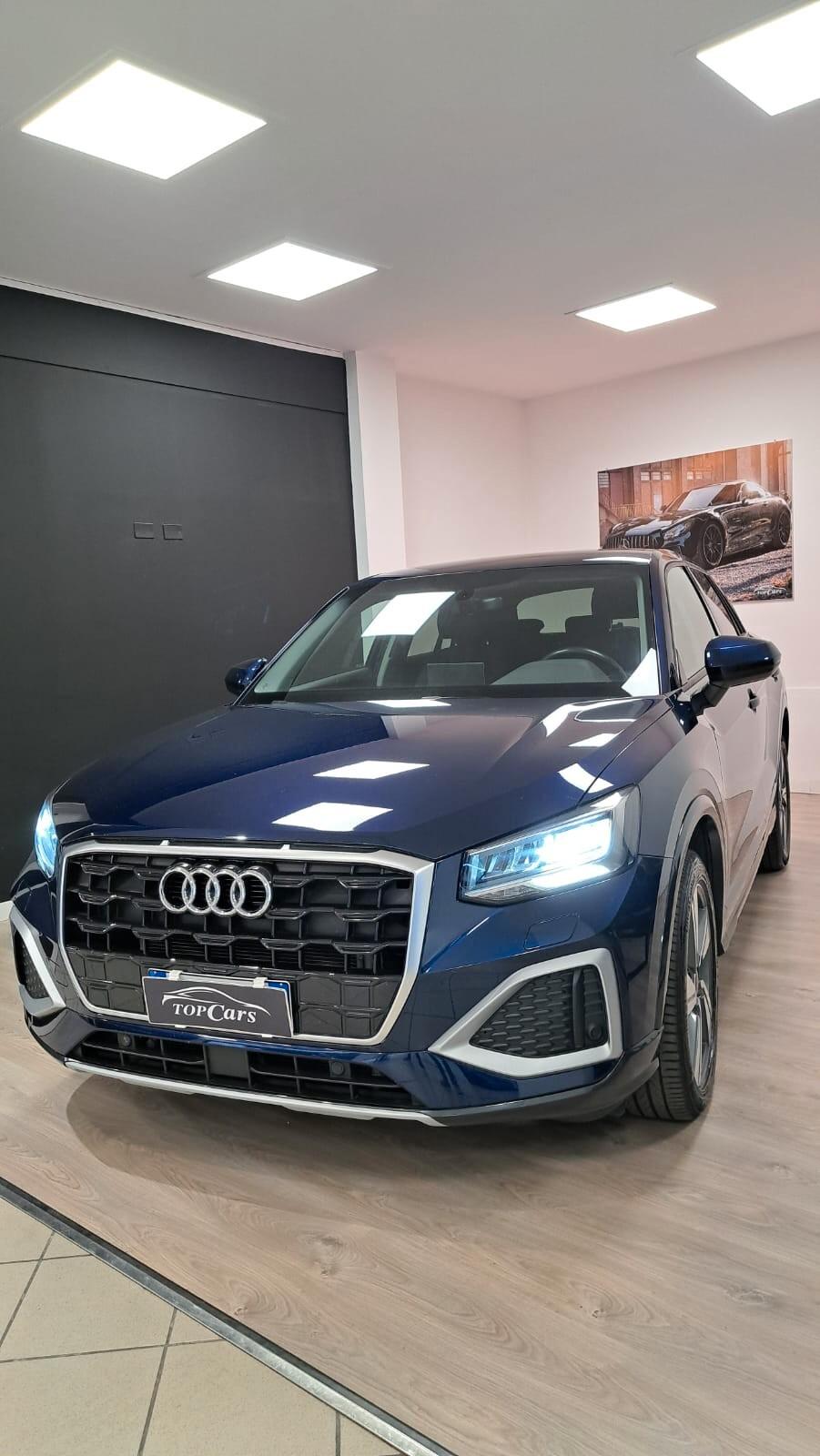 Audi Q2 30 TDI S tronic Identity Black