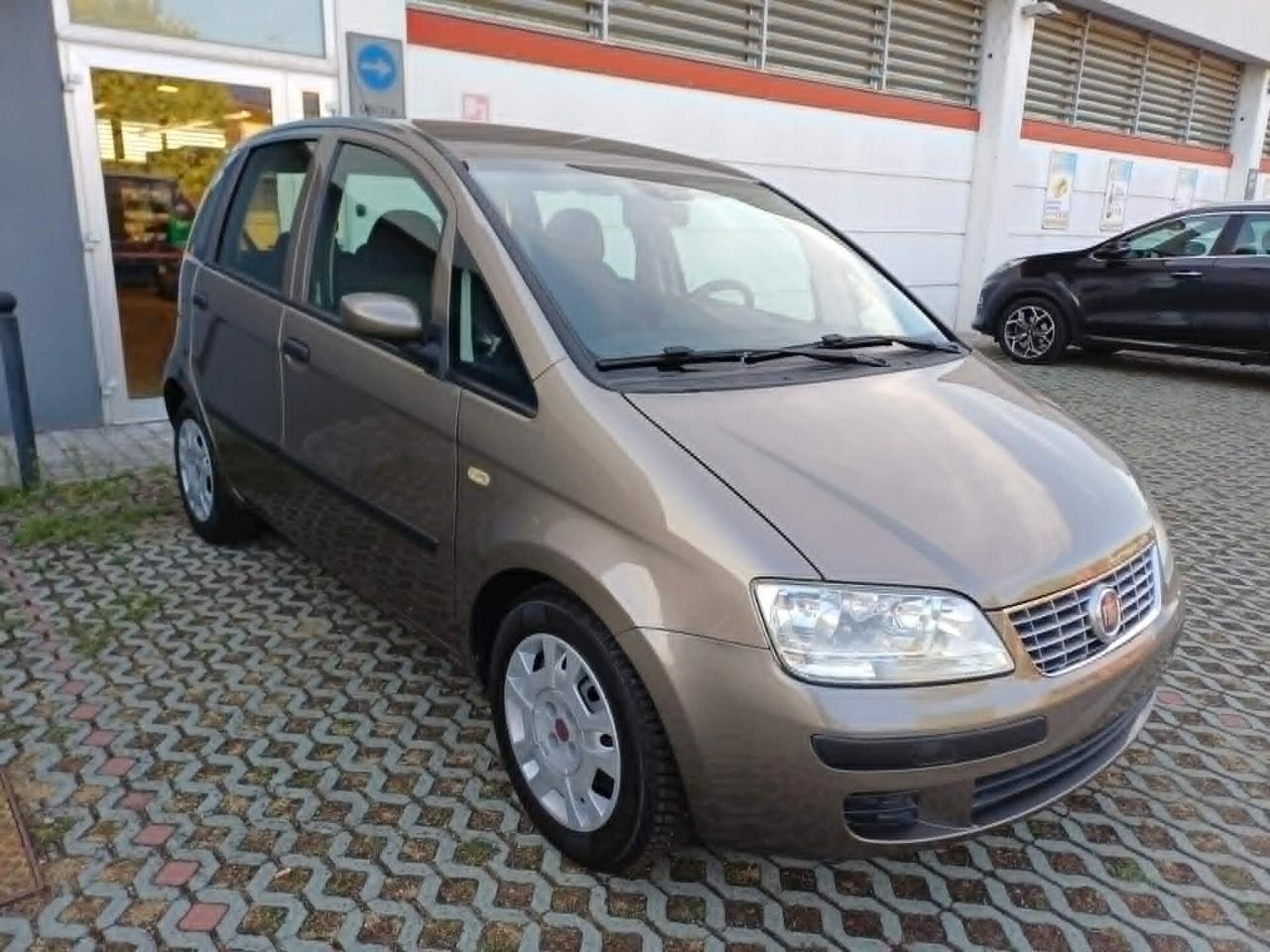 Fiat Idea 1.2 16v 80 cv BlackLabel