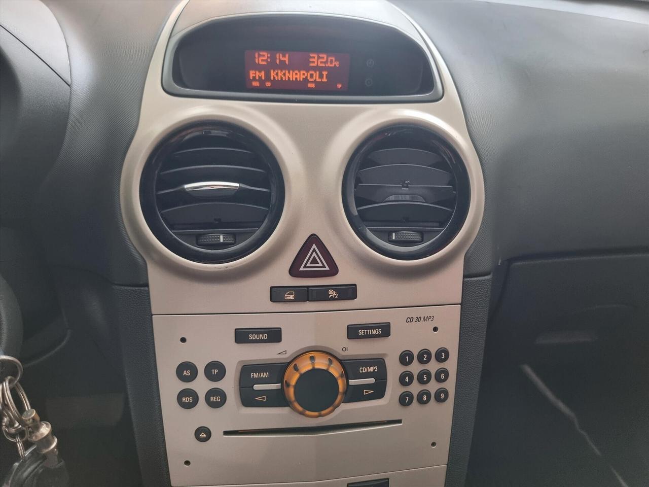Opel Corsa 1.2 5 porte Cosmo CAMBIO AUTOMATICO GPL