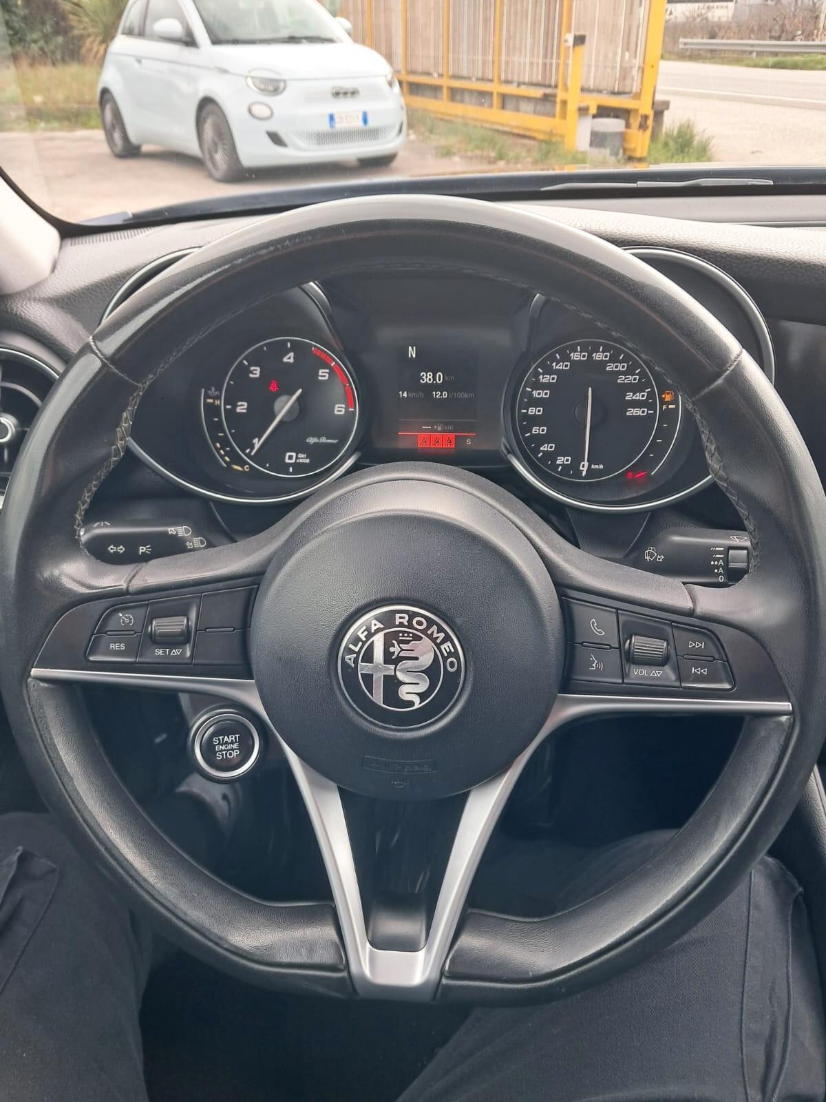 Alfa Romeo Giulia 2.2 Turbodiesel 150 CV AT8 Super