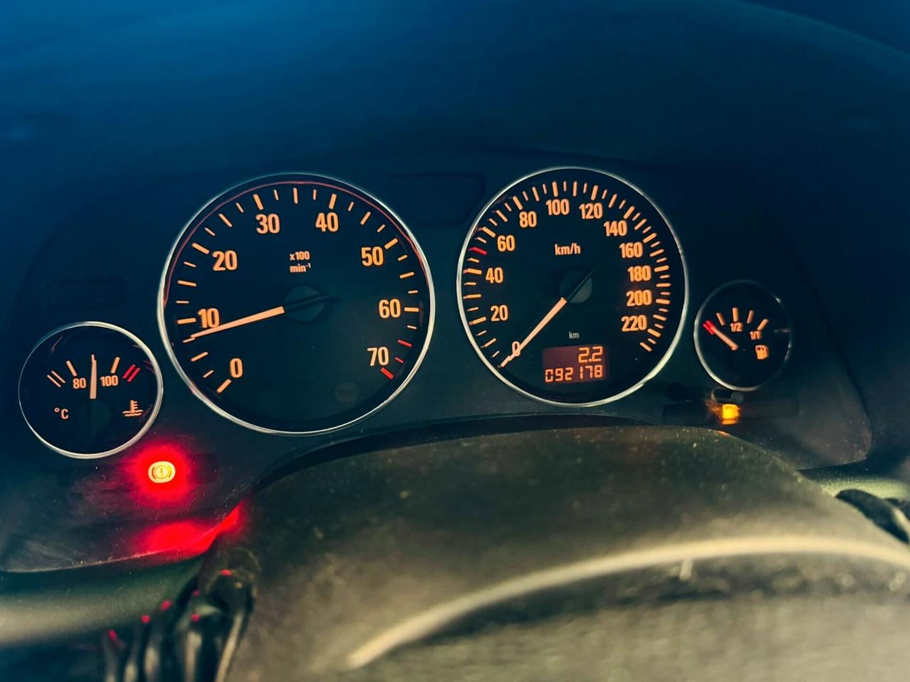 Opel Astra 1.6i 16V -- station wagon 90.000km