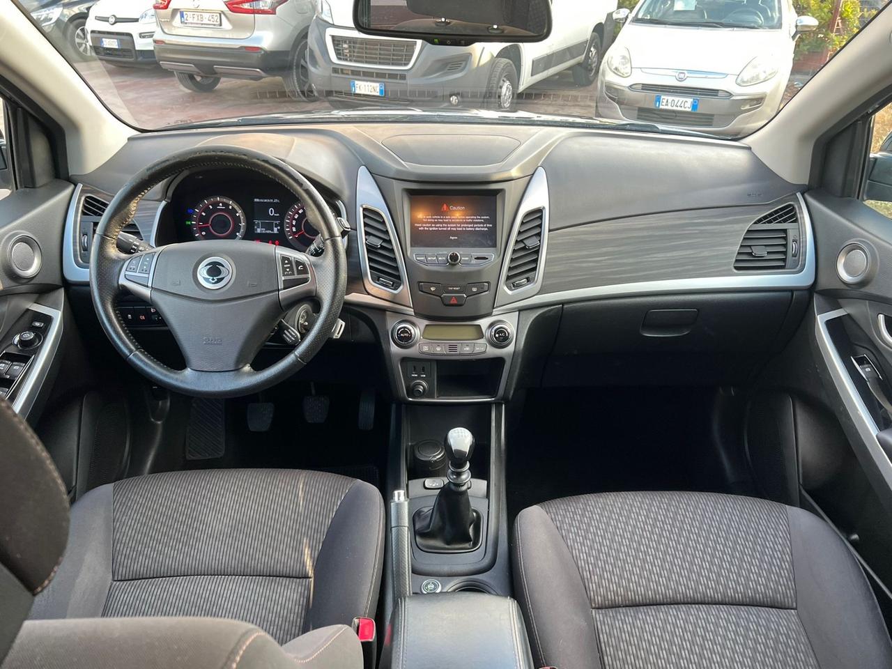 Ssangyong Korando 2.0 2WD MT GPL Limited