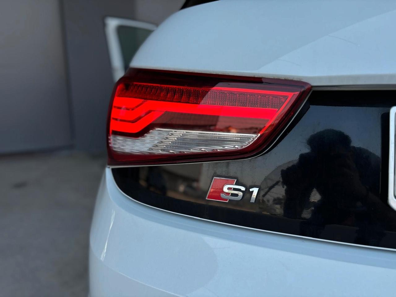 Audi A1 S1 SPB 2.0 TFSI quattro