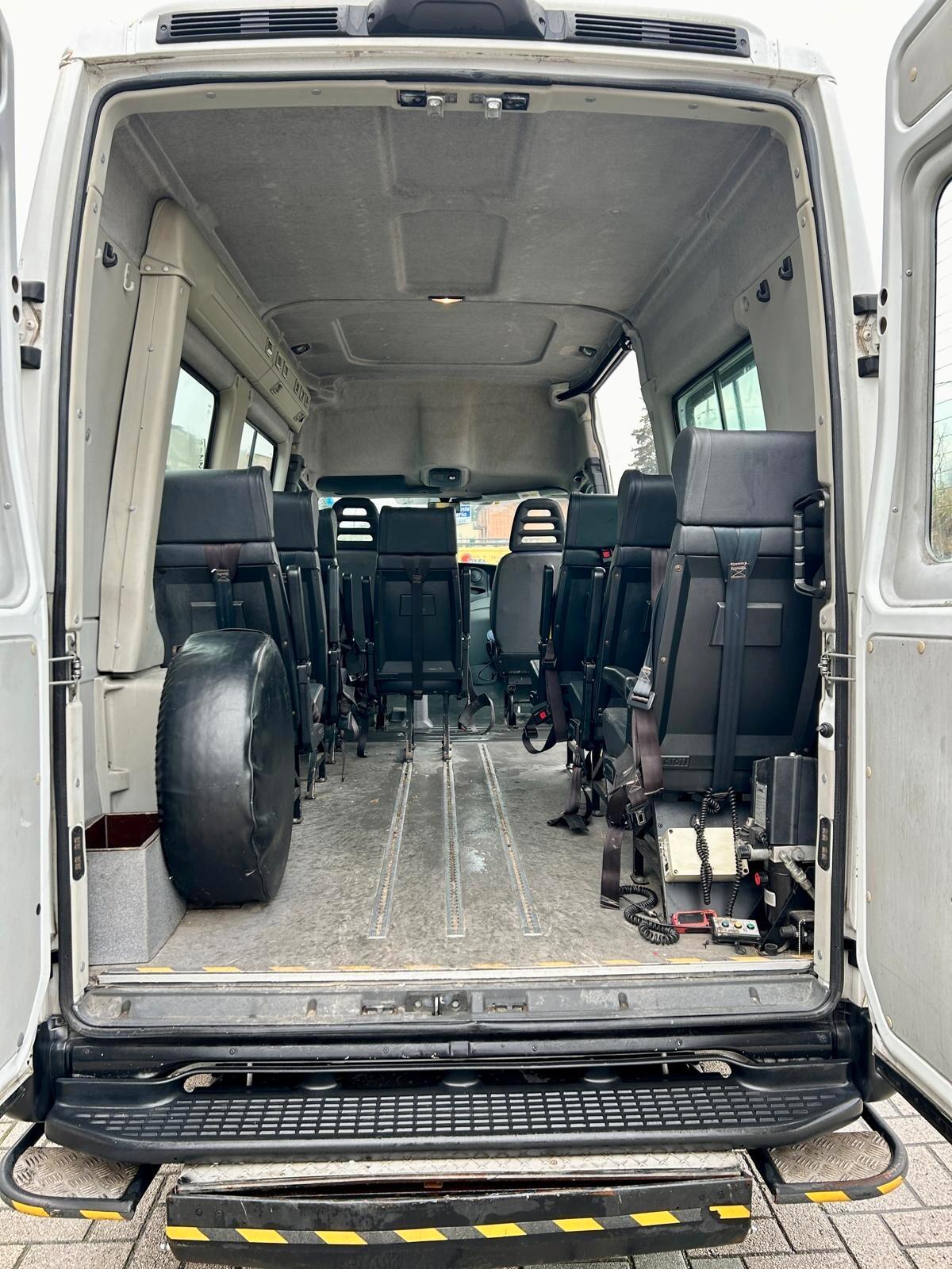 Iveco Daily 35S 14C 2.3 allestimento TRASPORTO DISABILI