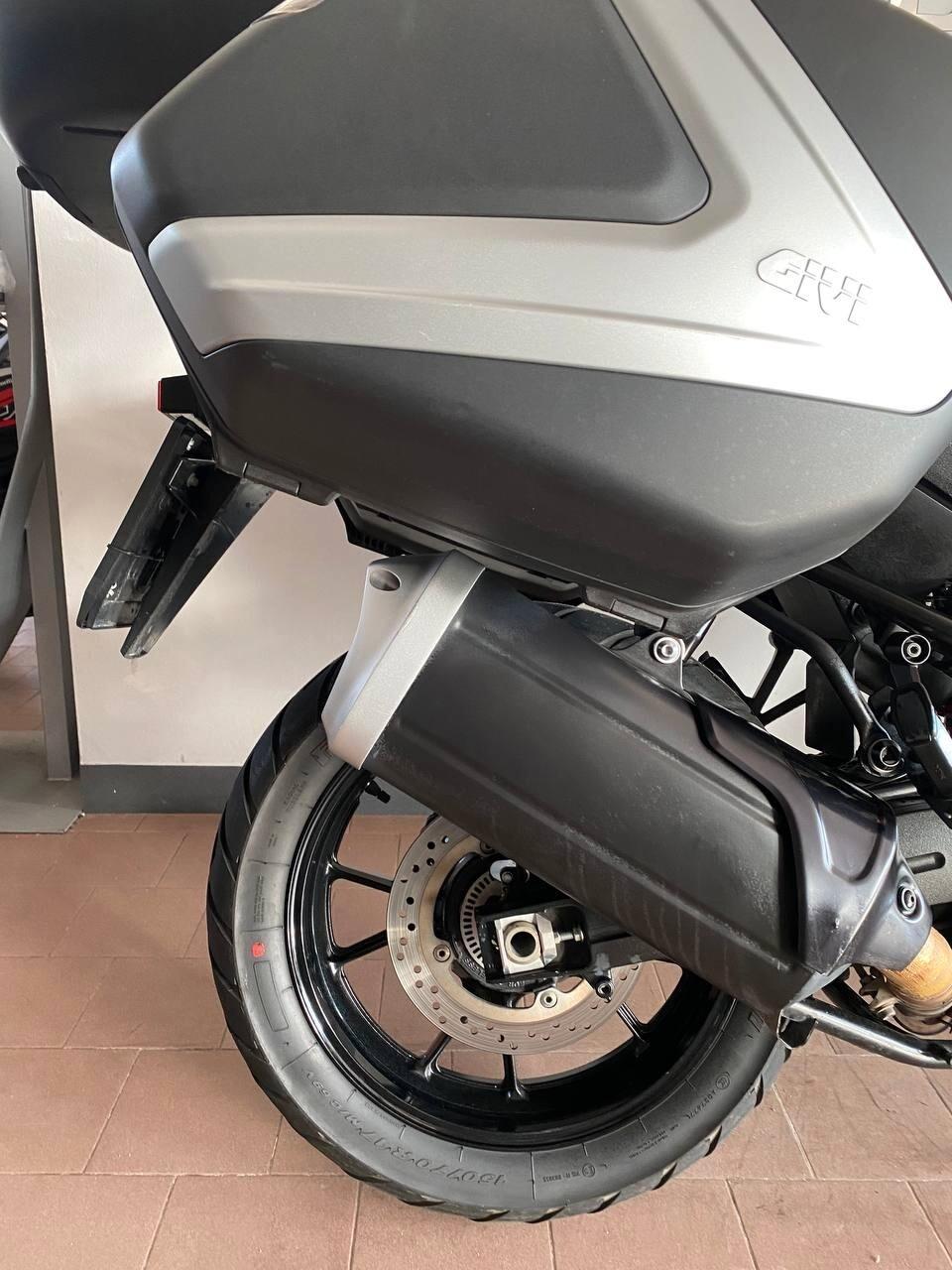 Suzuki V-Strom 1000