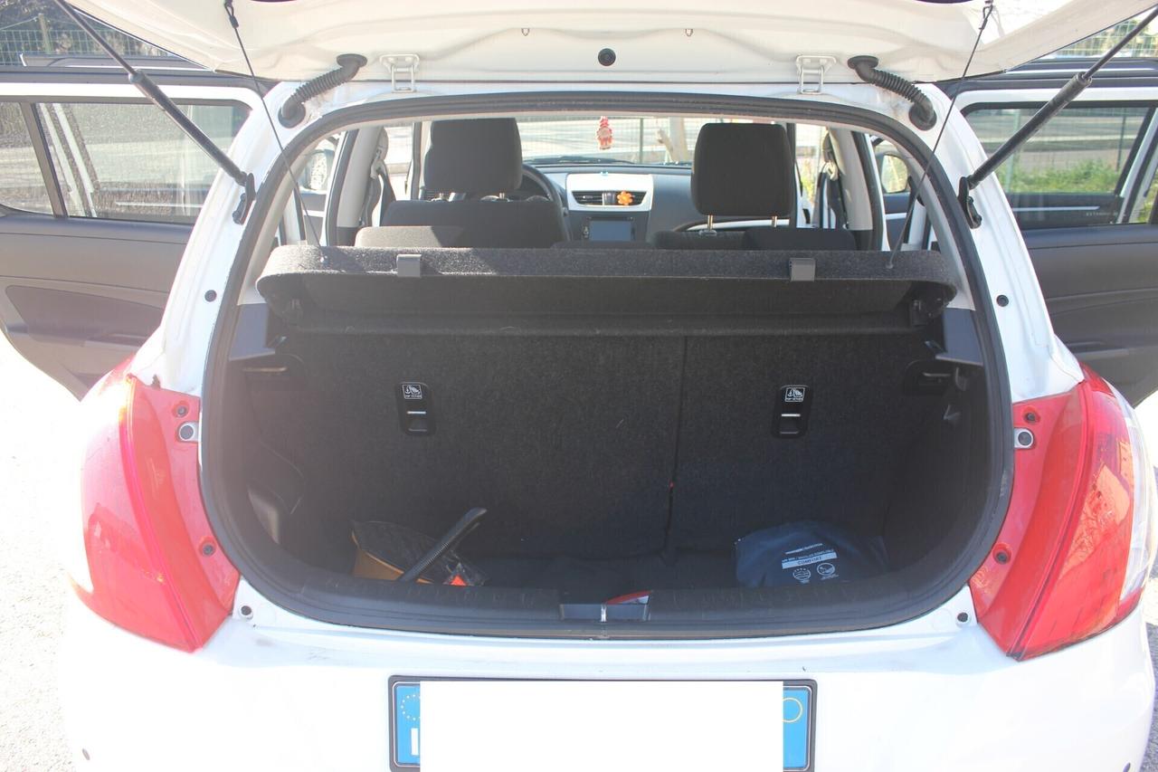 Suzuki Swift Suzuki Swift 1.2 VVT 2016 Bi Colore usata a Firenze