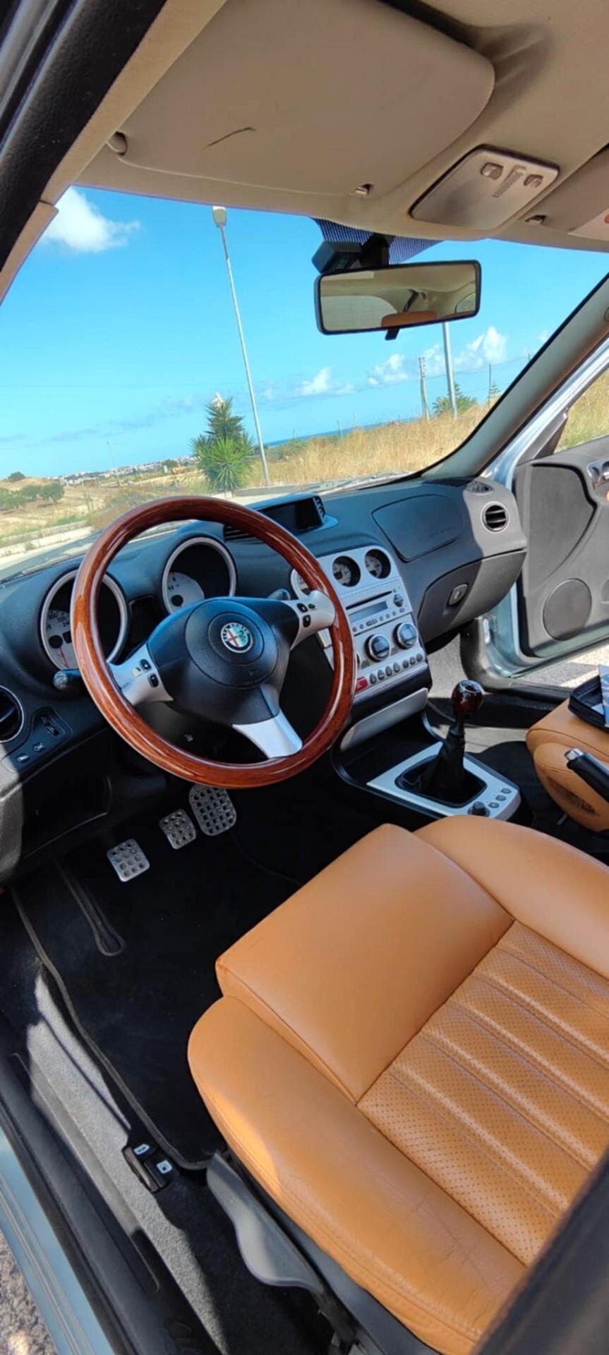 Alfa Romeo 156 1.9 JTD cat Distinctive