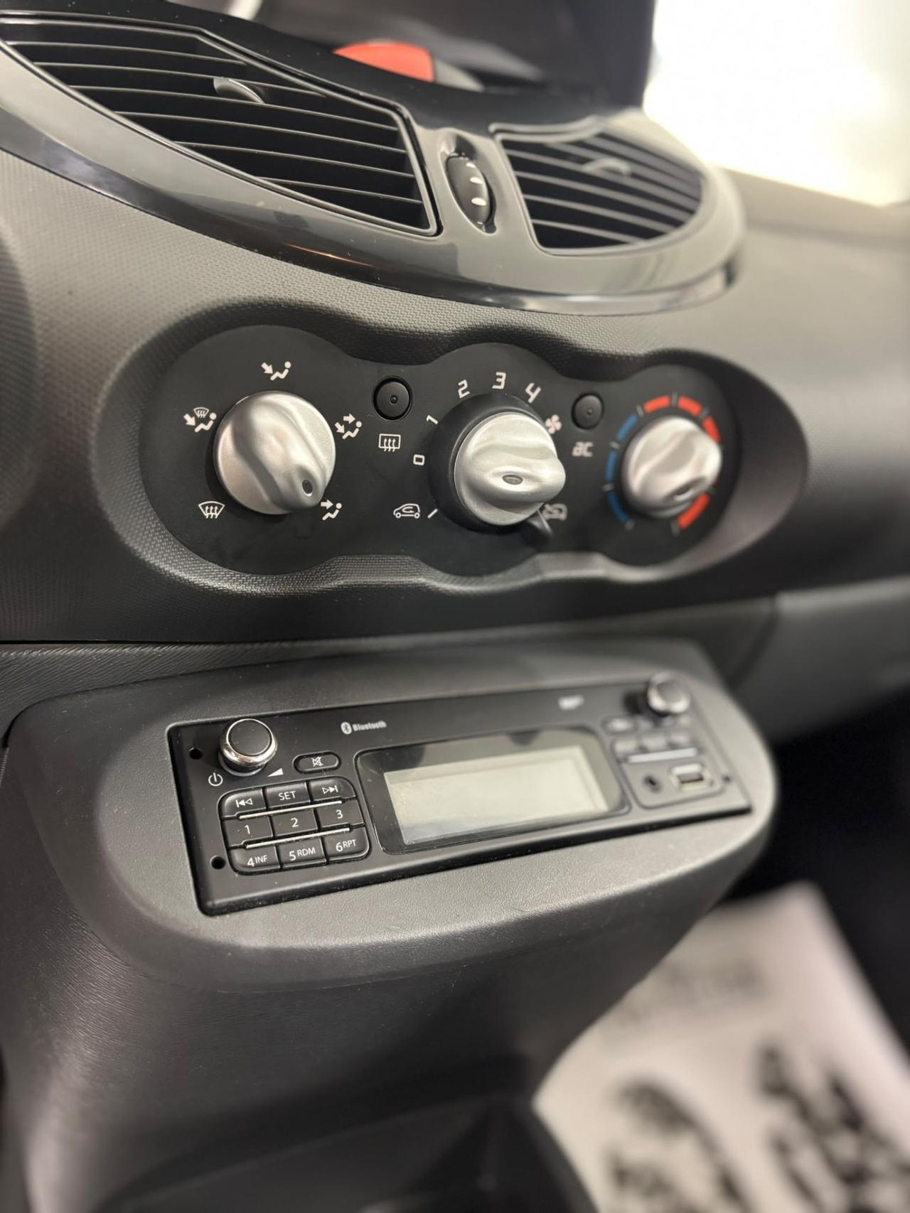 Renault Twingo 1.2 16V Night&Day* SOLO 46000 KM*