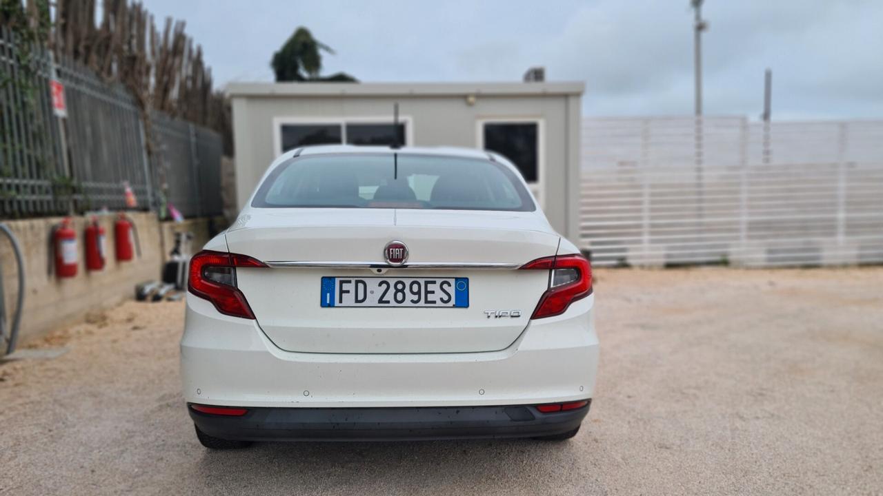 Fiat Tipo Lounge 1.6 120cv STRAPERFETTA