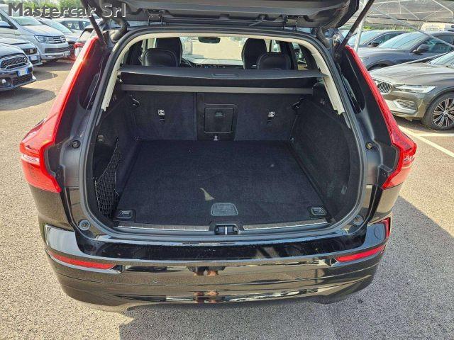 VOLVO XC60 XC60 II 2022 2.0 b4 Momentum auto - GJ250YF