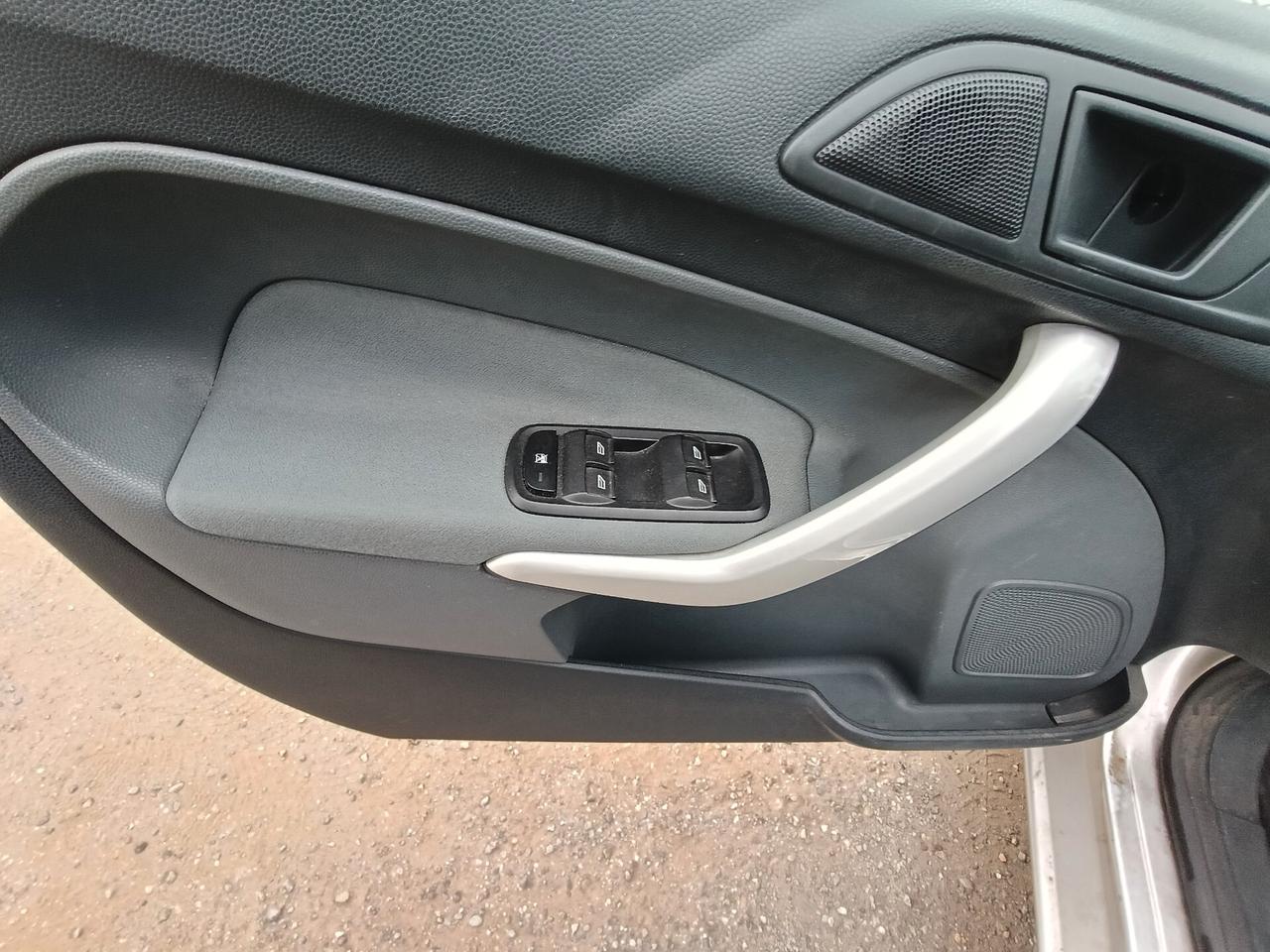 Ford Fiesta Fiesta+ 1.6 TDCi 90CV 3 porte DPF