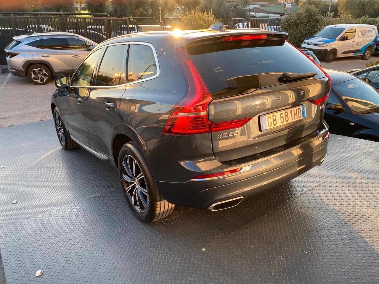 Volvo XC 60 XC60 B4 (d) AWD Geartronic Inscription