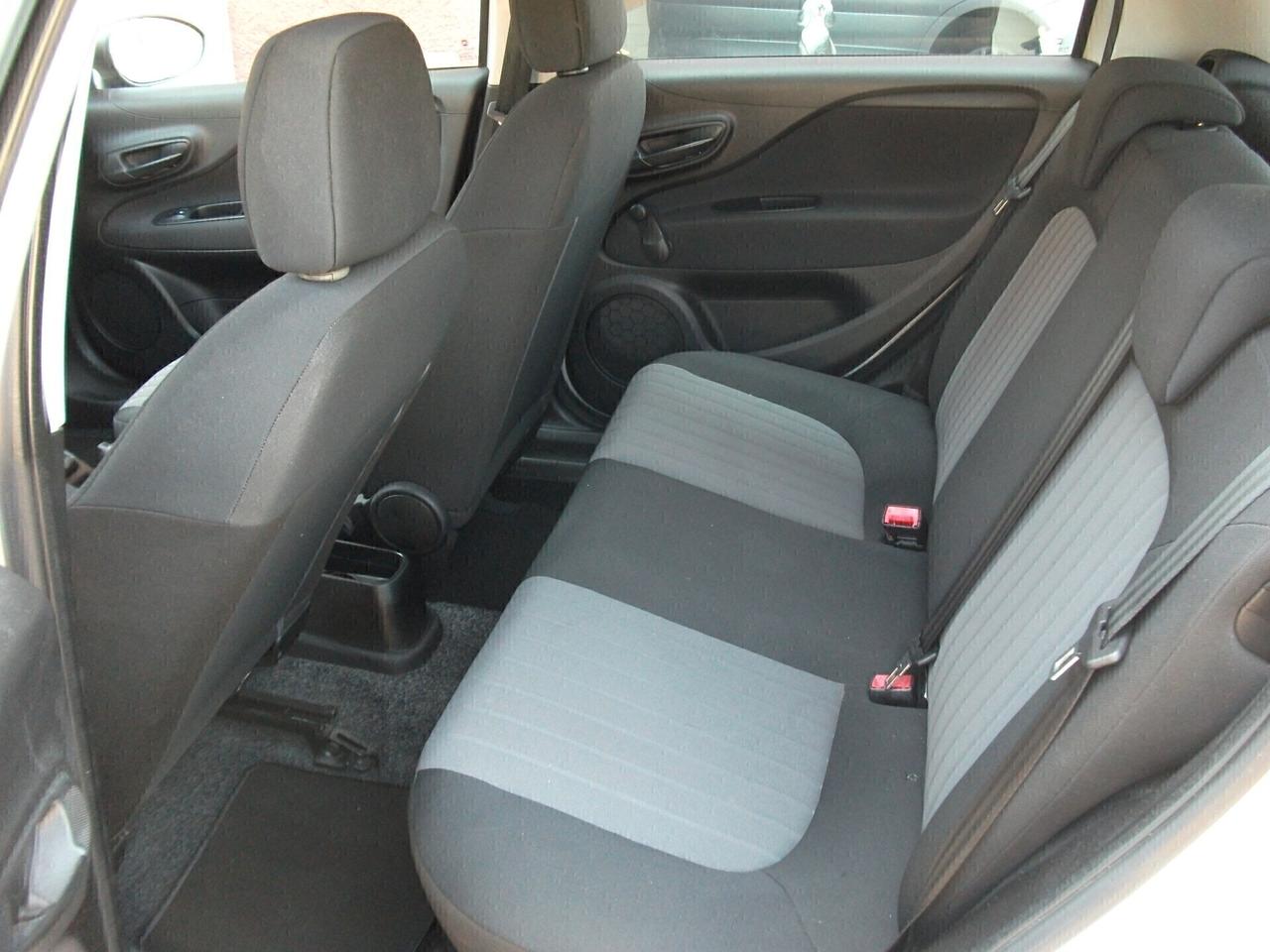 Fiat Punto 1.4 8V 5 porte Natural Power Street