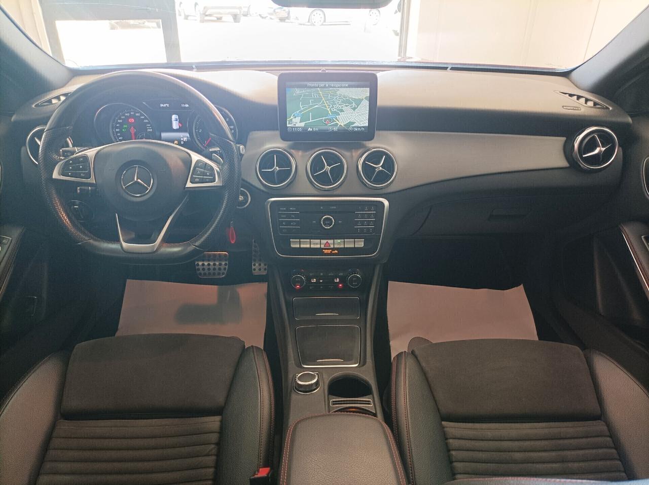 Mercedes GLA 180 AMG PREMIUM NEOPATENTATI