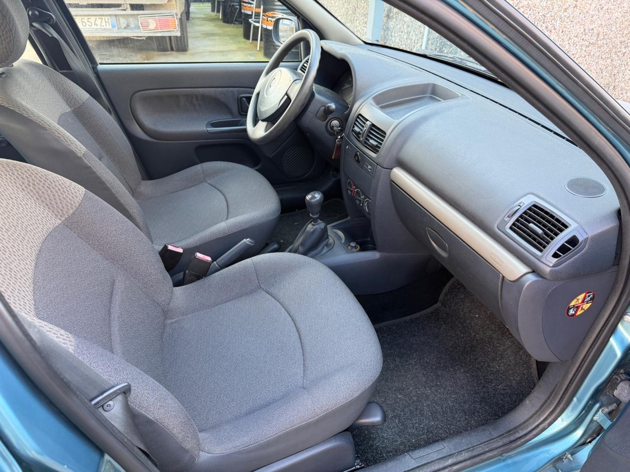 RENAULT CLIO 1.2 BENZINA UNI PROP 48.000KM