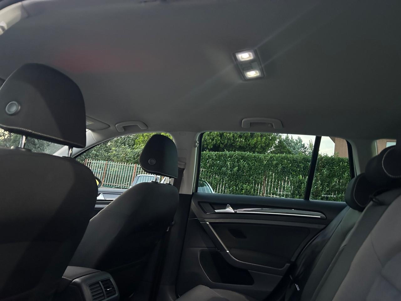 Volkswagen Golf Variant 1.6 TDI 110 CV DSG