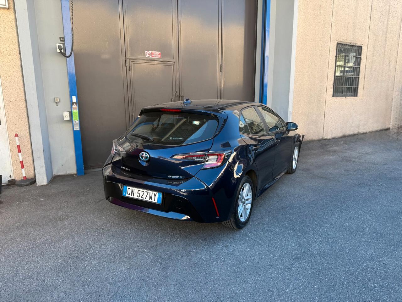 Toyota Corolla 1.8 Hybrid Business