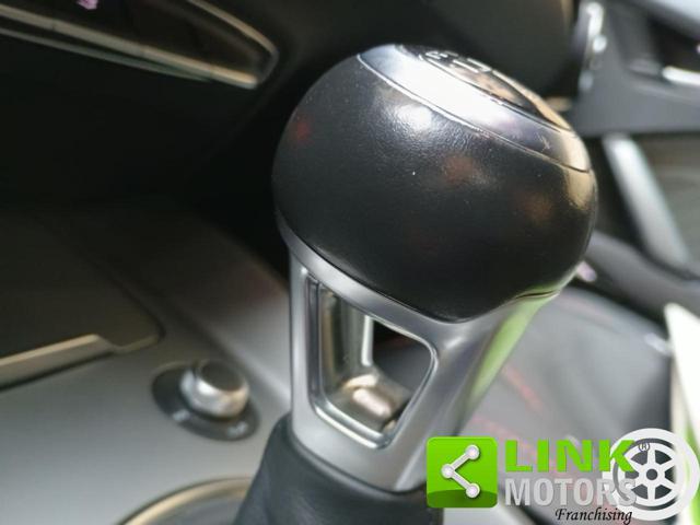 AUDI TT Coupé 2.0 TFSI S line